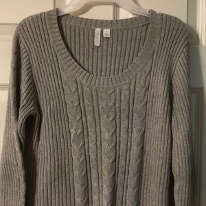 RELATIVITY LONG SLEEVE GREY SWEATER * SIZE LARGE *